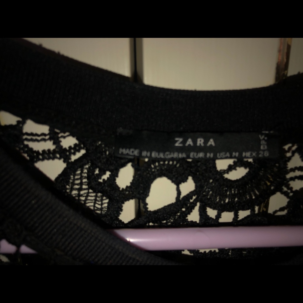 Blouse - Picture 2 of 3